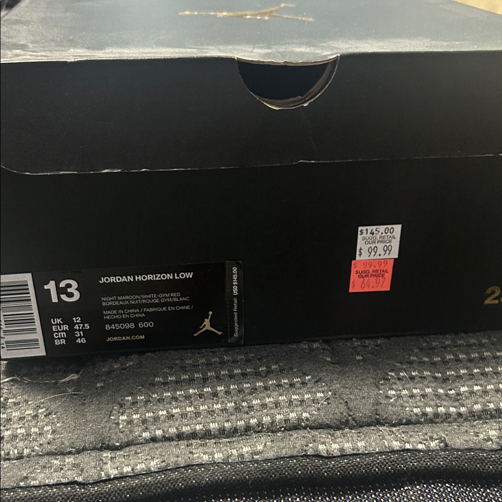 Jordan Horizon Low Sneakers